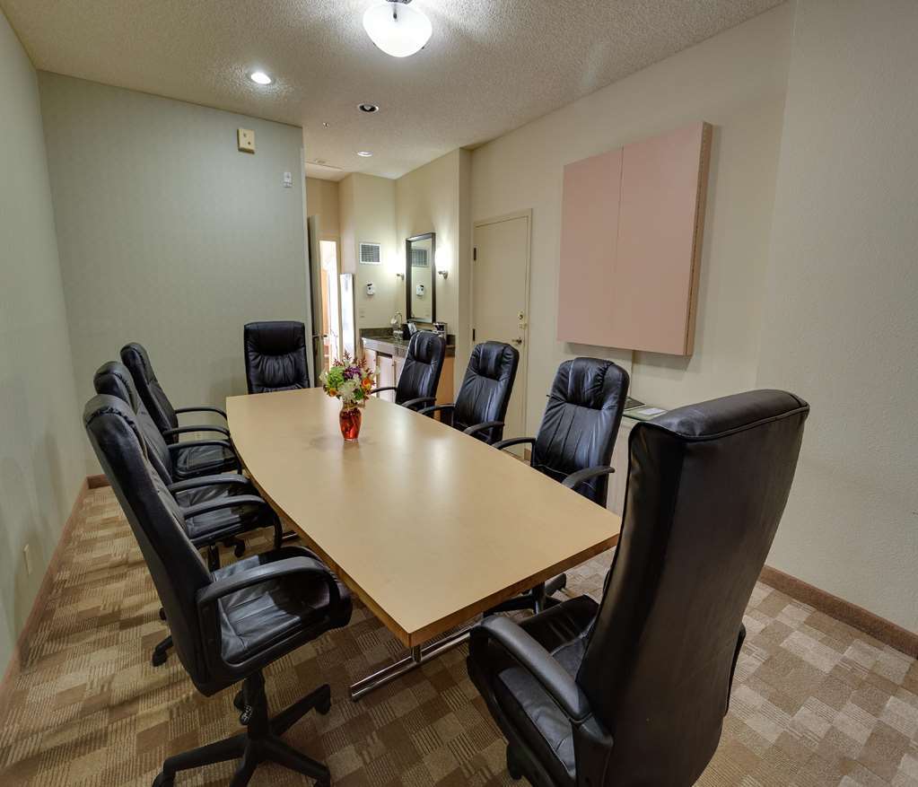 Embassy By Hilton Marin County Hotel 4*